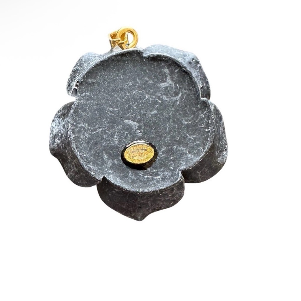 Chanel charm AUTHENTIC with stamp - Picture 3 of 6